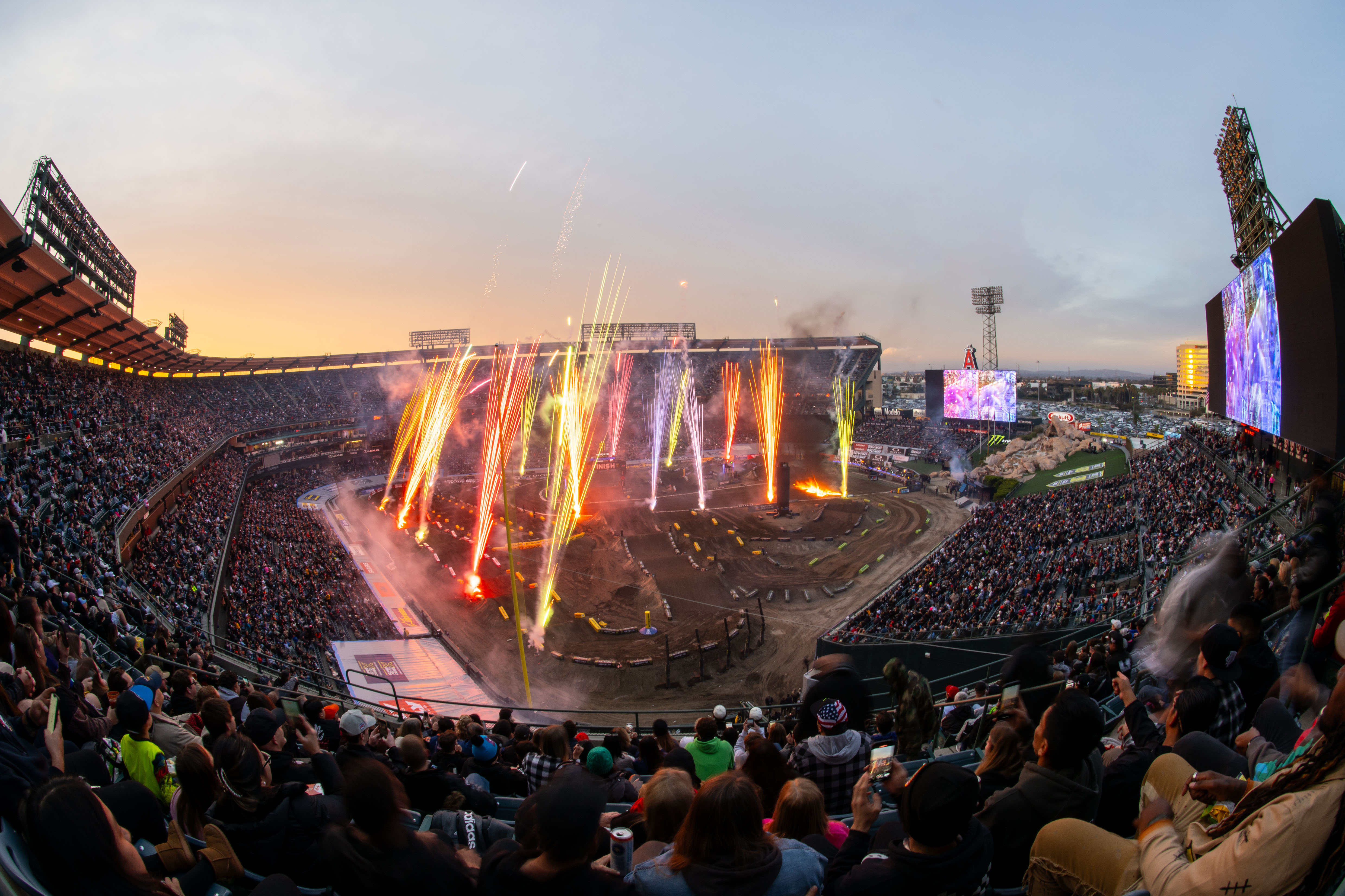 feld-supercross-saturday-is-race-day